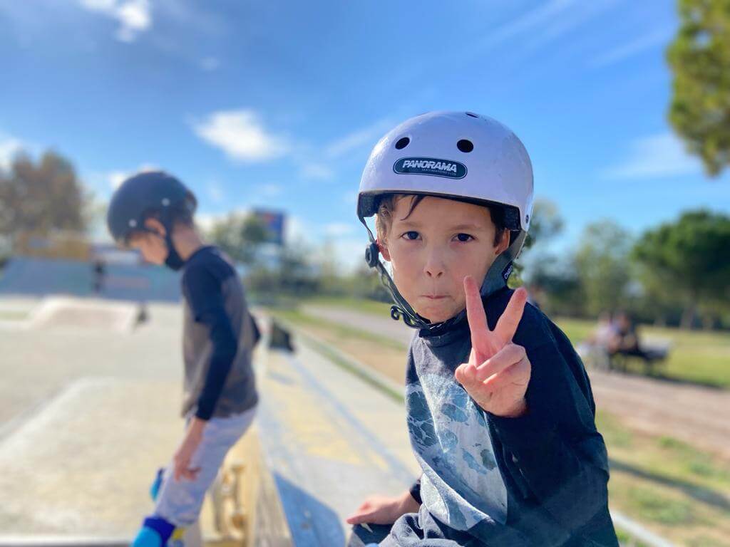 CLASES EXTRAESCOLARES DE SKATE BARCELONA PANORAMA 10