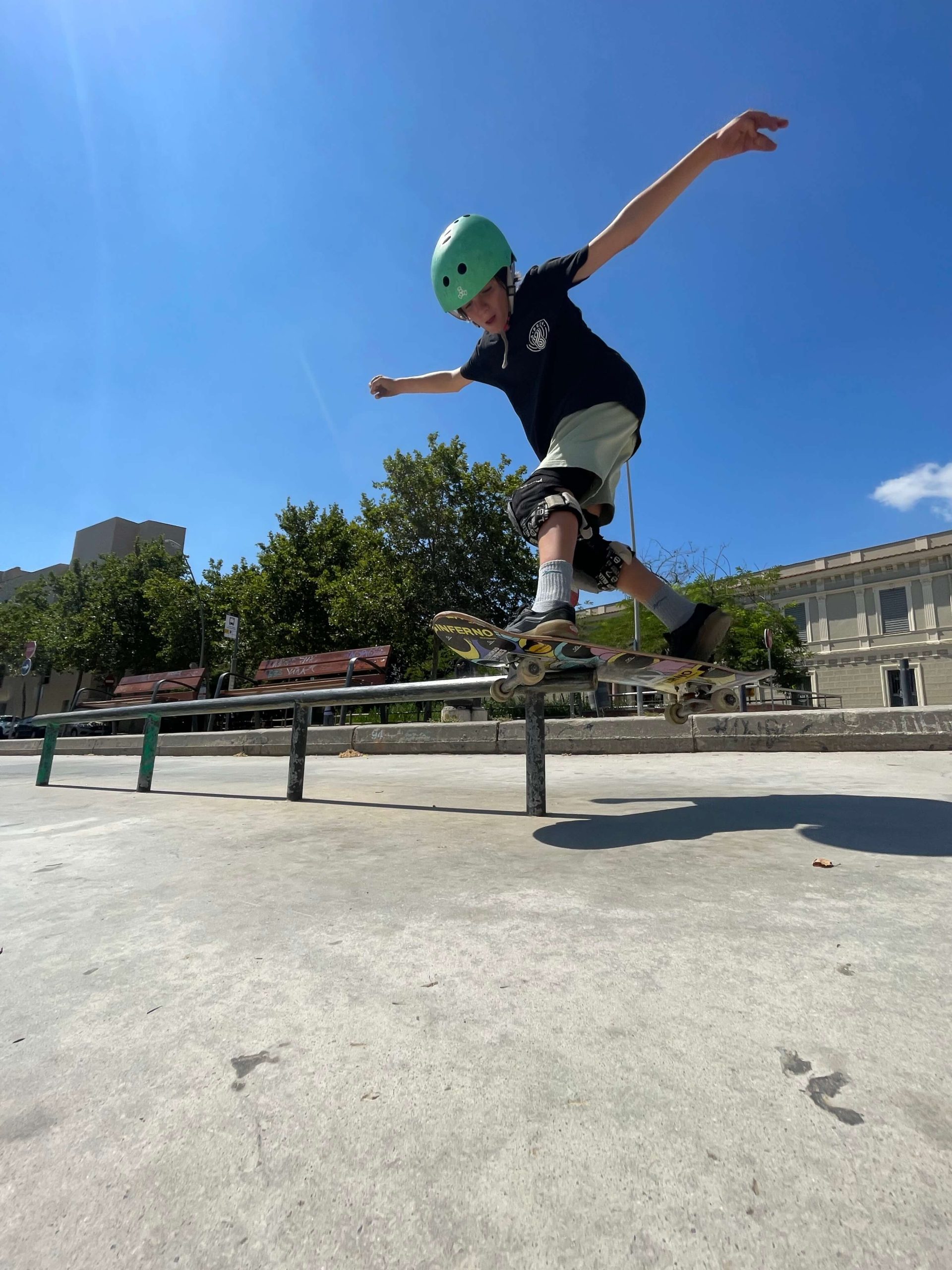 CLASES EXTRAESCOLARES DE SKATE BARCELONA PANORAMA 3