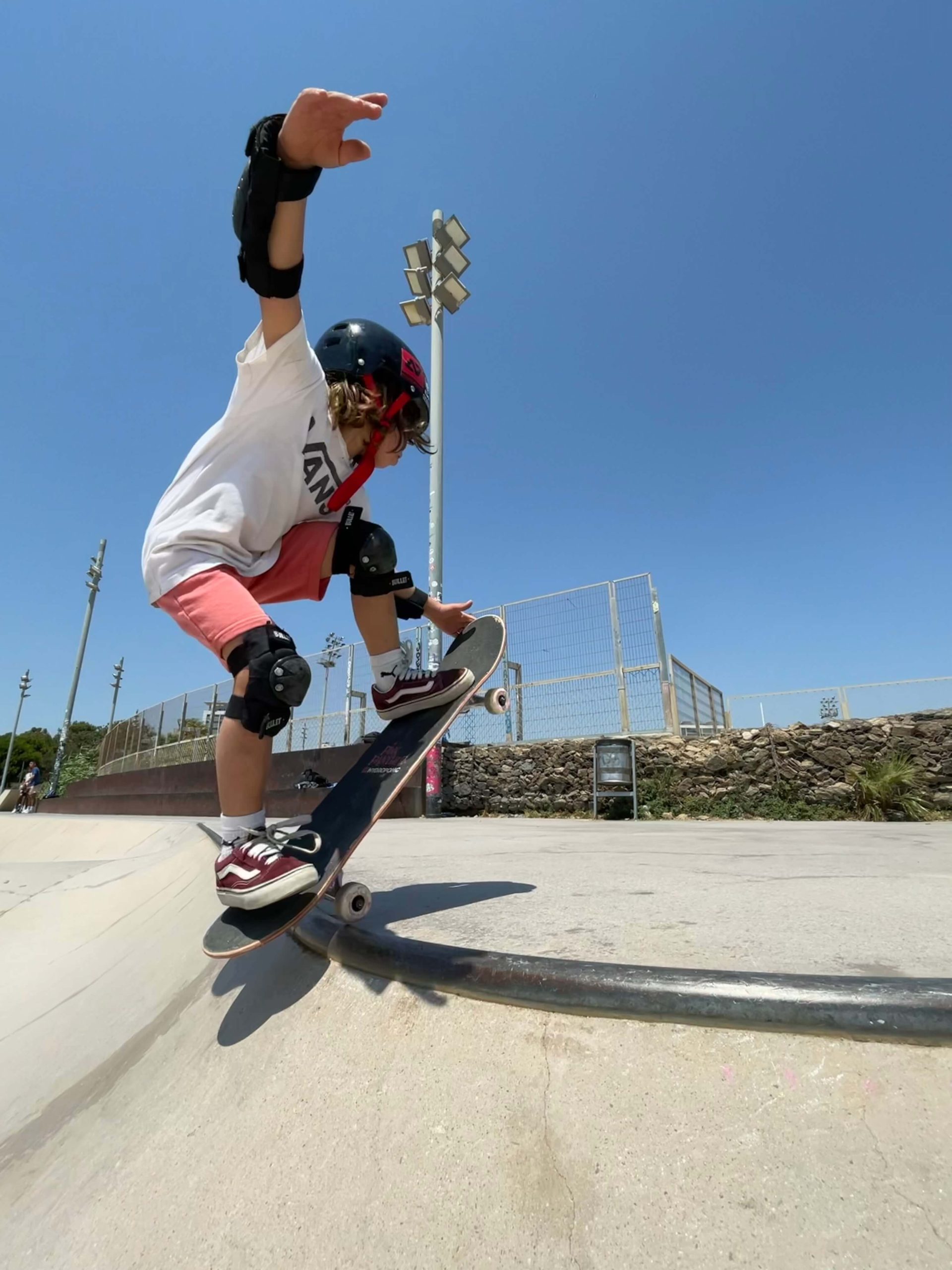 CLASES EXTRAESCOLARES DE SKATE BARCELONA PANORAMA 7